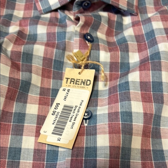 Casual Blue and Red Button Down Shirt with Classic Collar - Picture 6 of 6